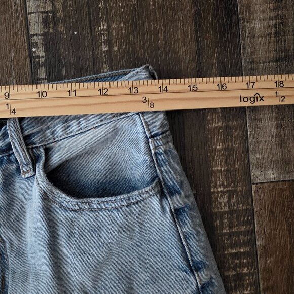 Kancan Women's Jeans RN#144635. Size 3/25 Factory distressed/ripped - Picture 7 of 9